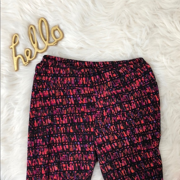 LulaRoe 80’s OS Leggings - Picture 2 of 3